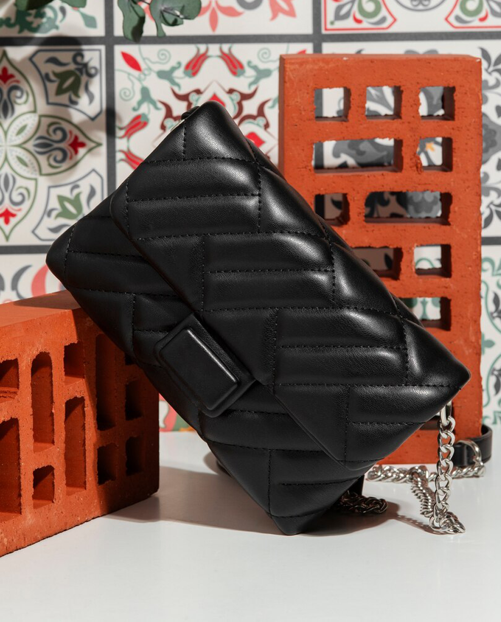 Quilted Chain Handle Crossbody Bag