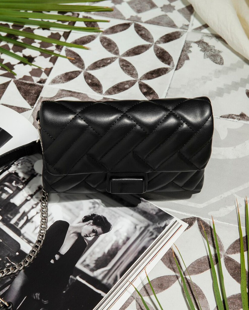 Quilted Chain Handle Crossbody Bag